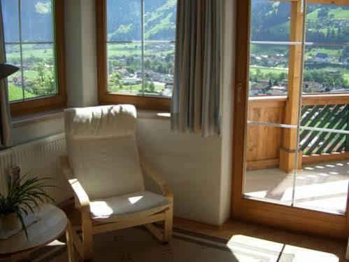 Ferienwohnung Sonnentraum Hainzenberg Exterior photo